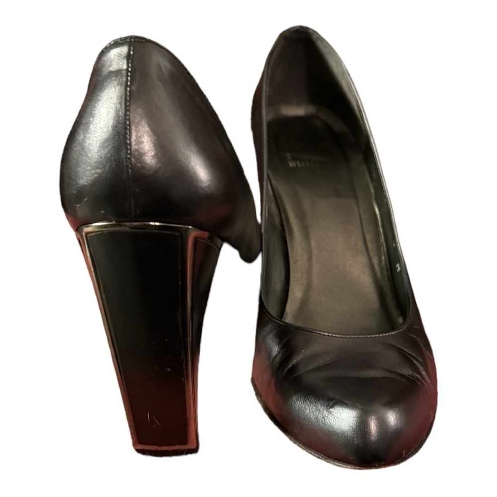 Stuart Weitzman Black Leather Pumps with Silver Accent Block Heel, Size 9 - Picture 10 of 12